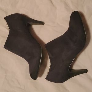 Sheena heels